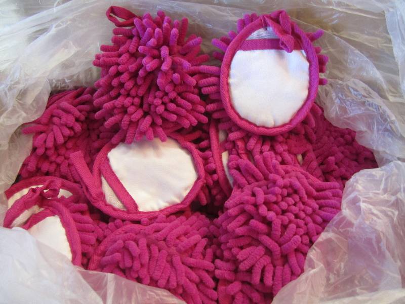 Case of 200 Frizzy Finger Dusters P...
