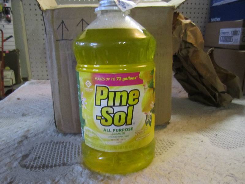 Lot of 2 Pine-Sol All Purpose Clean...