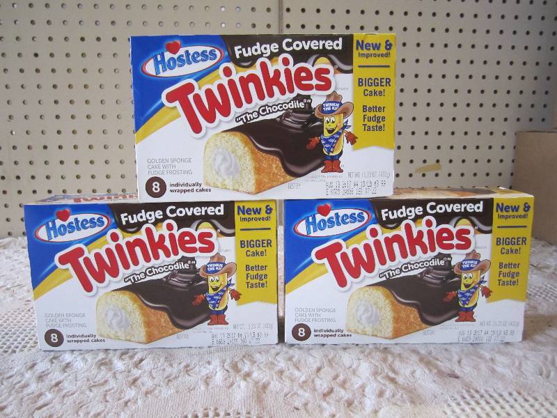 Lot of 3 Boxes Fudge Covered Twinki...