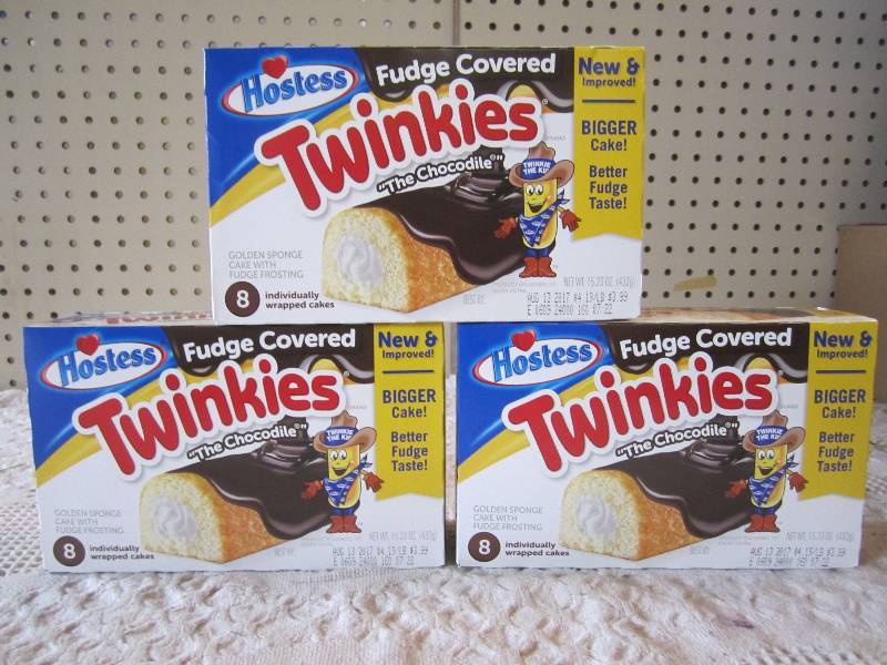 Lot of 3 Boxes Fudge Covered Twinki...
