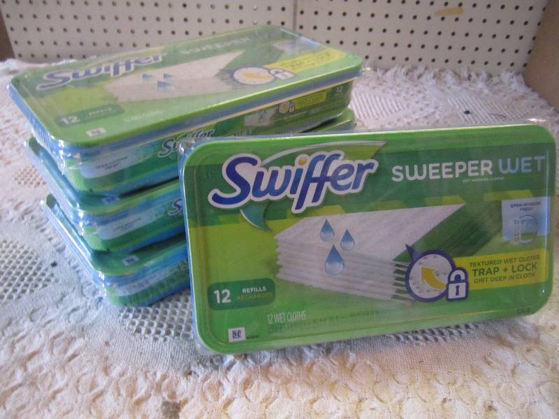 Lot of 4-12 count Swiffer Sweeper W...