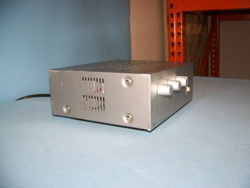 lot 66 image: TOA, 900 Series, 3 Channel Mixer  Power Amplifier  Amp with (1) Rear Module