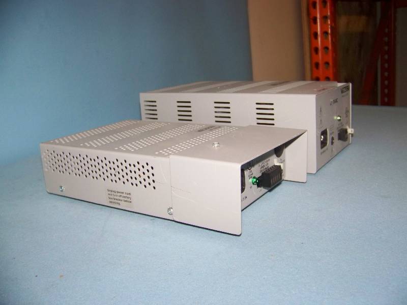 lot 92 image: (2) Valcom, Digital Power Supplies