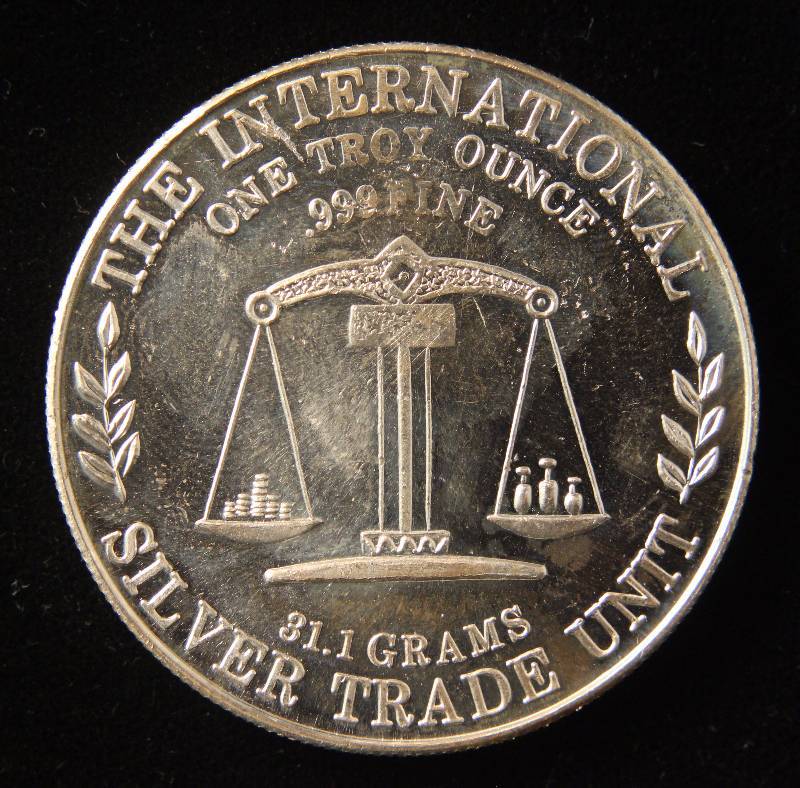 1 TROY OZ. .999 FINE SILVER VINTAGE 1980 SILVER TRADE UNIT