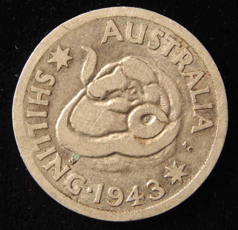 1943 AUSTRALIA SHILLING (92.5% SILVER 5.65 GRAMS)