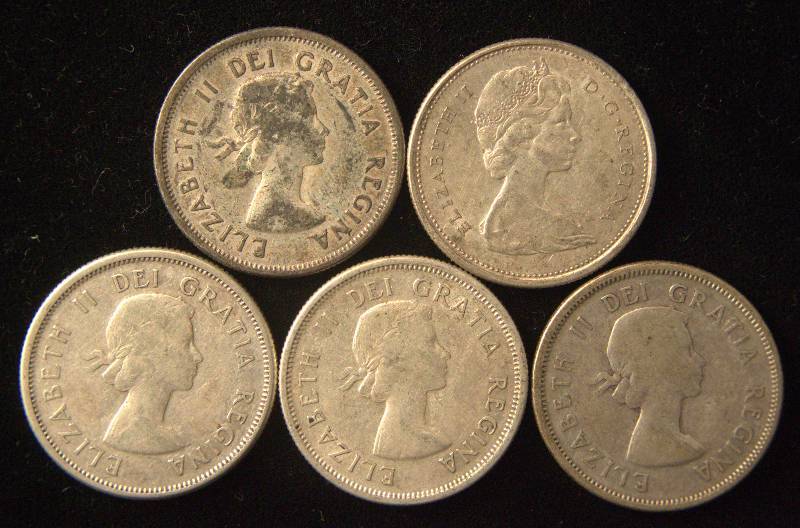 GROUP OF 5 SILVER CANADA QUARTERS