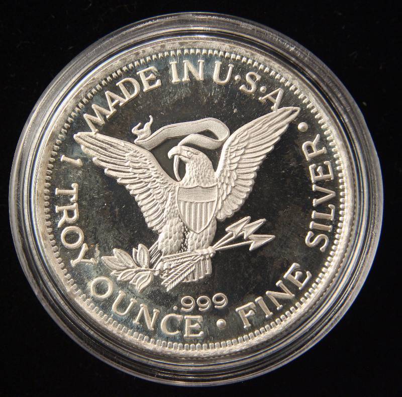 1 TROY OZ. .999 FINE SILVER VINTAGE DICK TRACY IN AIRTITE