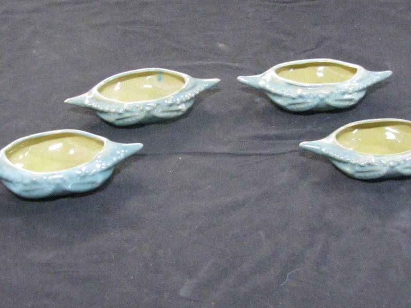 lot 29 image: Dickota Pottery Crab Dishes