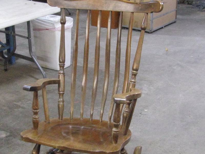 lot 44 image: Vintage Rocking Chair