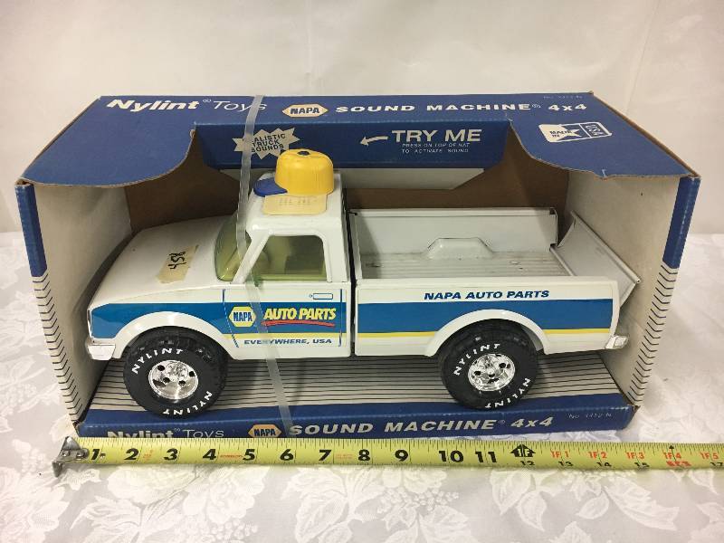 lot 40 image: Napa Auto Pickup