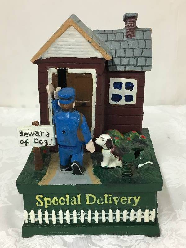 lot 43 image: Die Cast Coin Operated Bank
