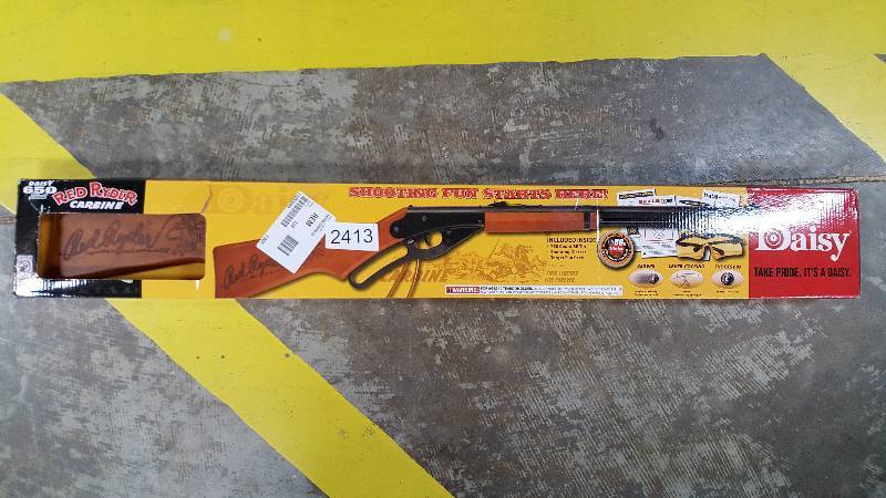 lot 2413 image: Red Ryder BB Gun Kit