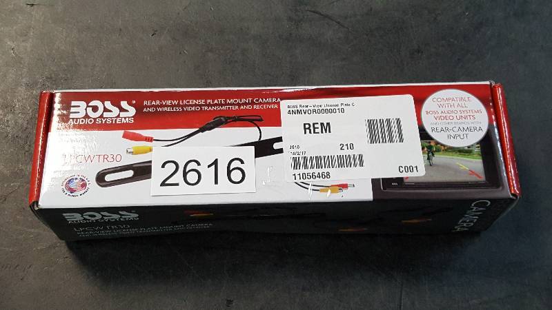 lot 2616 image: Boss Rear-View License Plate Camera - LPCWTR30