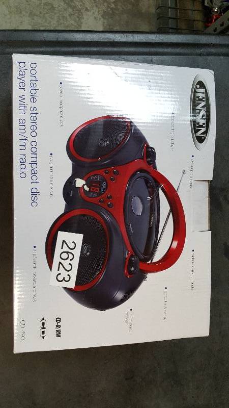 lot 2623 image: Jensen Stereo CD Player Boombox