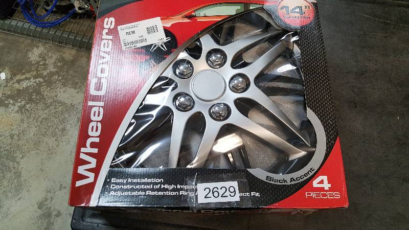 lot 2629 image: Pilot Automotive Wheel Covers