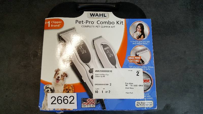 lot 2662 image: Wahl Pet Pro 17-pc. Grooming Kit