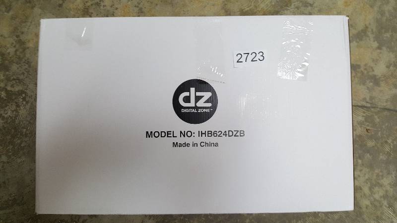 lot 2723 image: Digital Zone Bluetooth CDFM Home Music System with LED Lights
