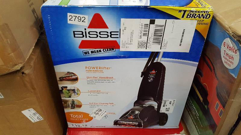 lot 2792 image: Bissell PowerLifter PowerBrush 6.25-Amp Upright Deep Cleaner