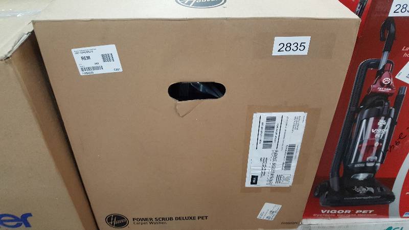 lot 2835 image: Hoover Pet Power Scrub Deluxe Deep Cleaner - Crimson