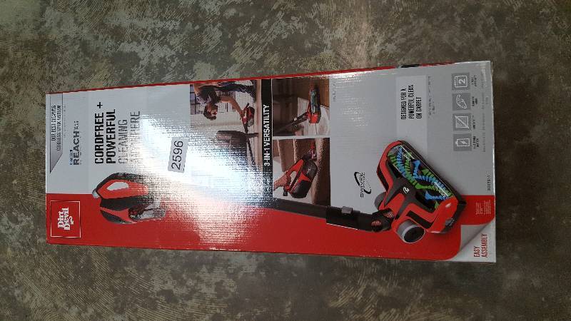 lot 2596 image: Dirt Devil Reach Max Plus 3-in-1 Cordless Stick Vacuum - BD22510