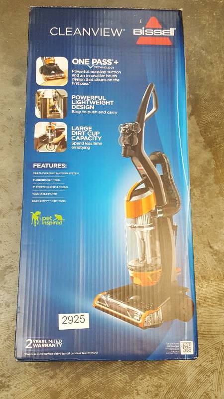 lot 2925 image: Bissell CleanView 10-Amp Upright Vacuum - 1831
