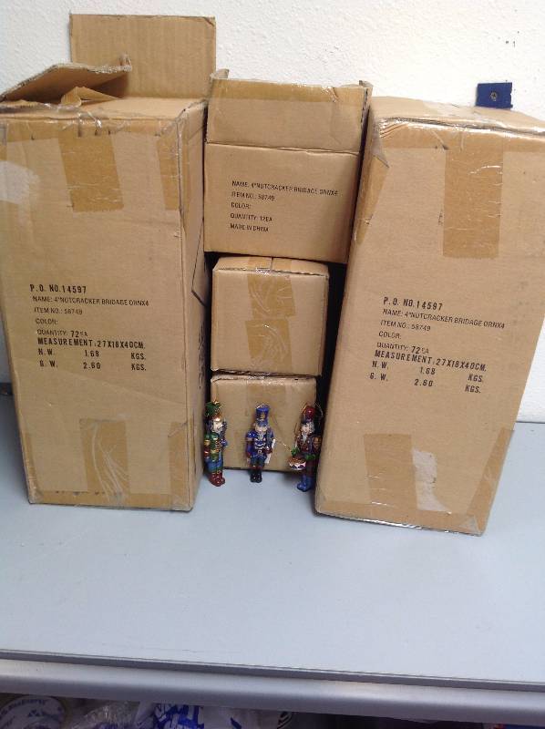 NEW- 178 -Pacific Rim 4 inch Nutcrackers Ornaments