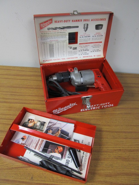 lot 17 image: NICE Milwaukee Hammer Drill wCase & Accessories