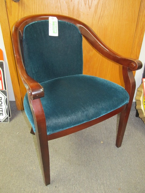 lot 33 image: Vintage Upholstered Scrolled Armchair