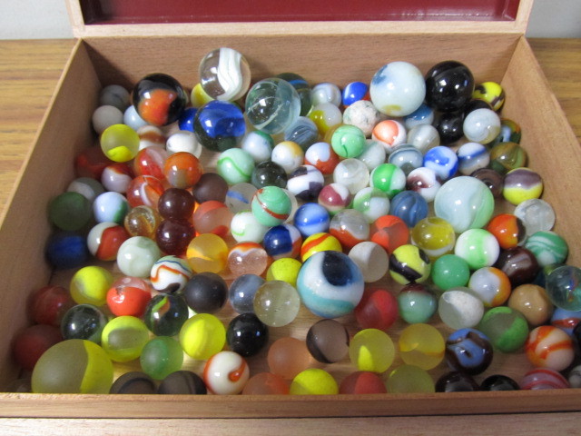 lot 97 image: Cigar Box FULL of Vintage Marbles #2