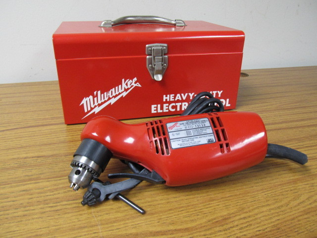 lot 128 image: LIKE NEW Milwaukee 38 Reversing Drill wCase & Accessories