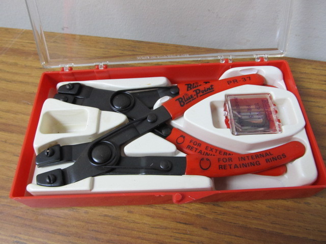 lot 63 image: Unused SNAP-ON Blue Point PR-37 & PR-38 Ring Pliers & Tip Kit