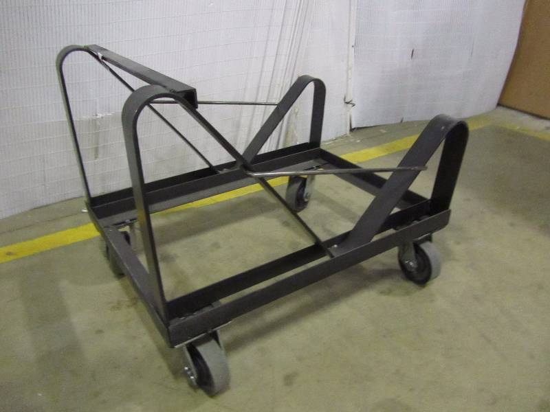 lot 47 image: Retail Chair Cart
