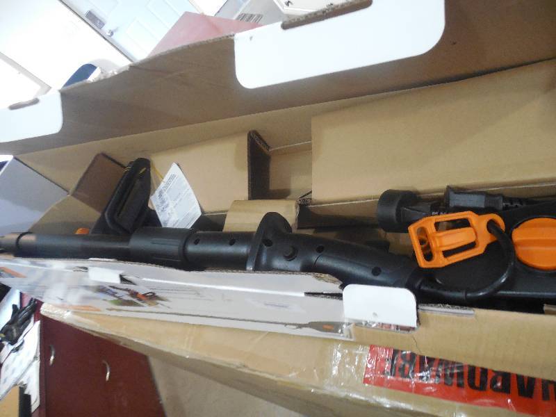 WORX 2-in-1 Pole Saw and Chainsaw