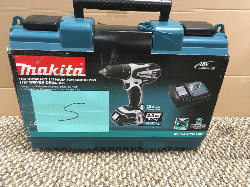 lot 5 image: Makita XFD01RW 18V LXT Lithium-ion Compact open box in like new condition