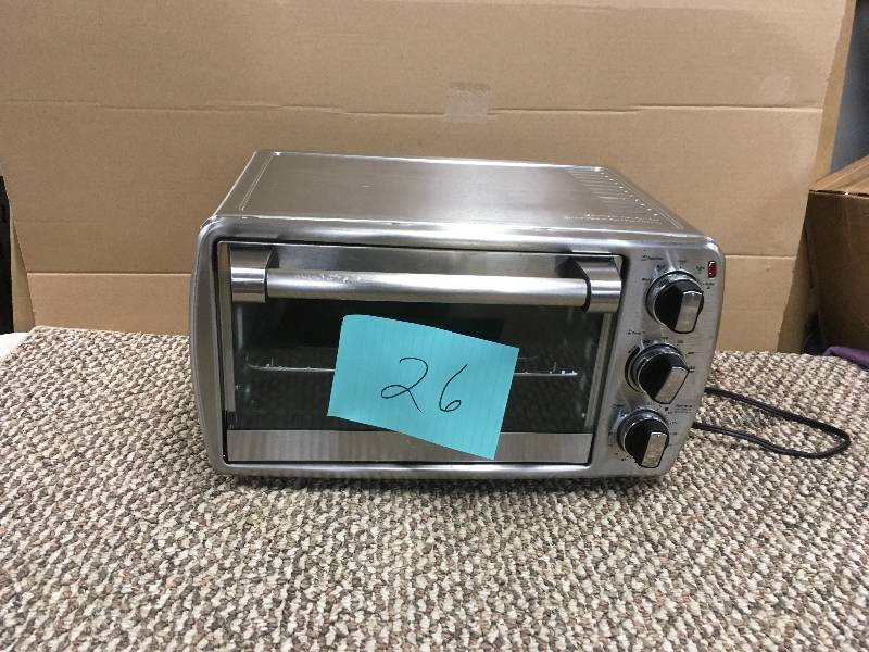 lot 26 image: Oster Countertop Oven Extra Large Stainless. New Open Box