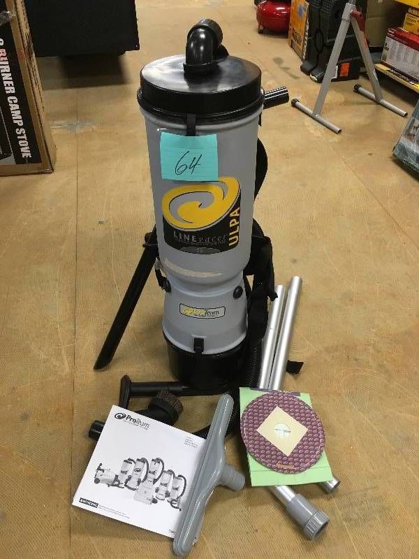 lot 64 image: ProTeam Super CoachVac. Open Box