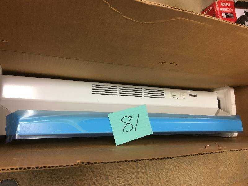 lot 81 image: Kenmore 53345 30 Range Hood.