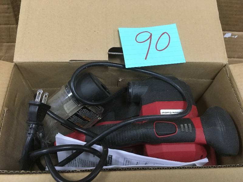 lot 90 image: USED - Skil 7510-01 3-inch x 18-inch Auto Track Belt Sander. USED