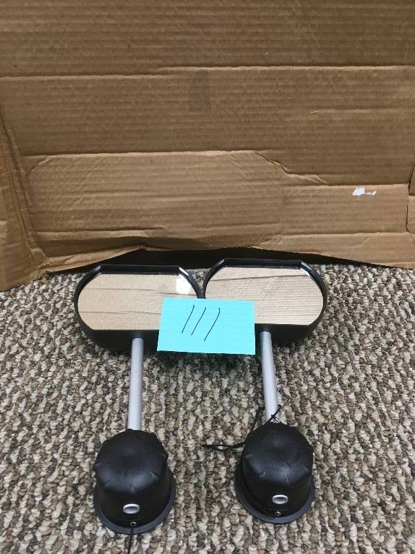 lot 111 image: Towing Mirrors, New Open Box