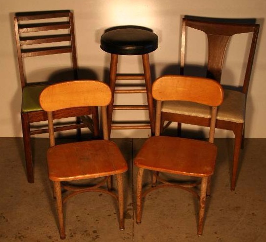 lot 12 image: Misc Seating