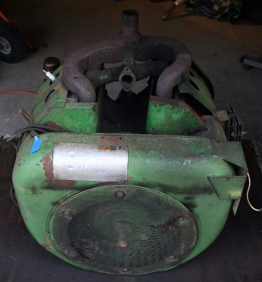 lot 37 image: Wisconsin VG4D Engine