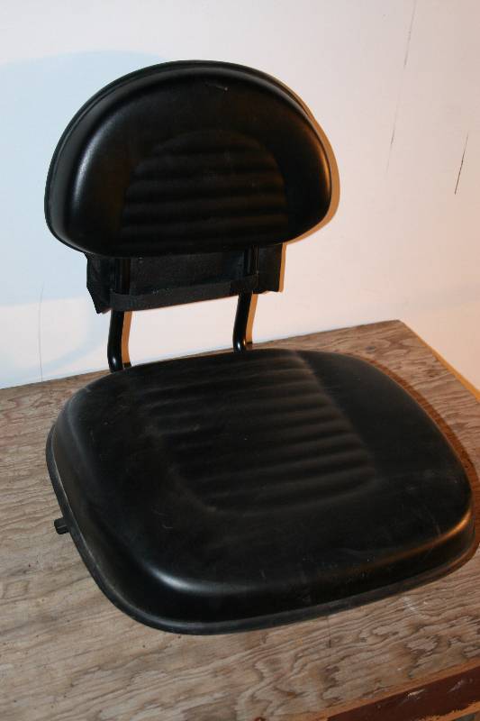 lot 42 image: ScooterBoat Seat