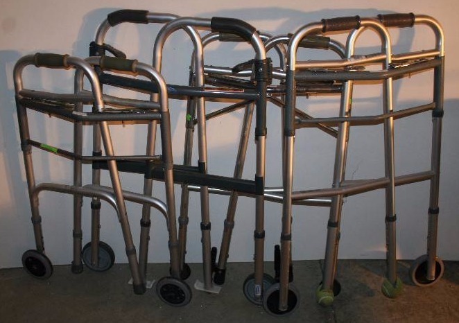 lot 51 image: Walkers