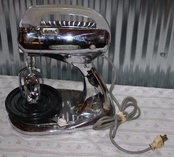 lot 69 image: Stand Mixer