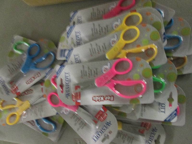 25 westcott kids scissors all new ...