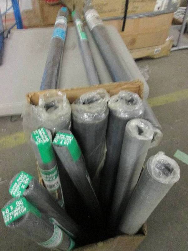 12 rolls of diffent size screen ...