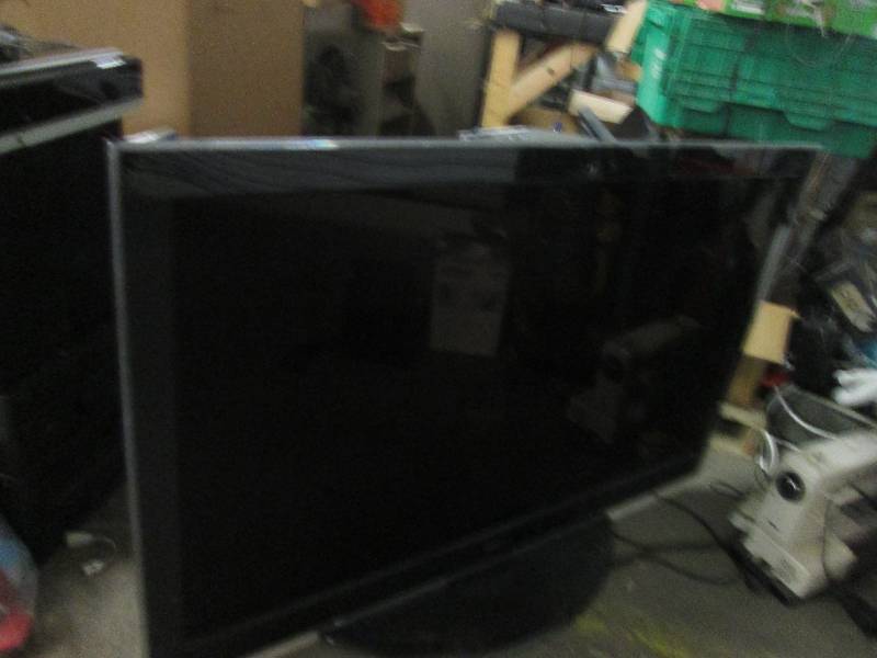 toshiba 60 t.v. tested and works ...