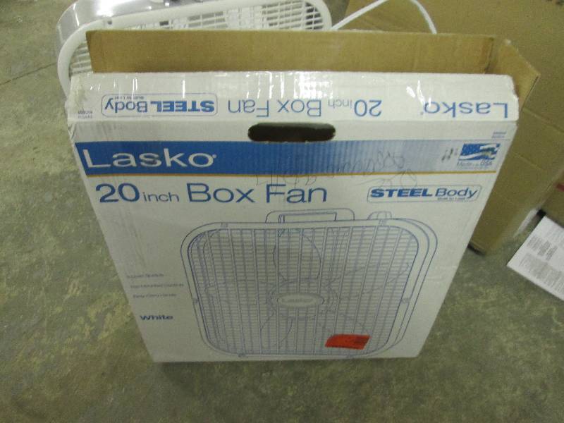 2 -20 box fans both tested and wor...