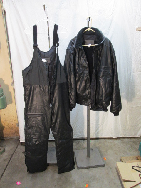 Yamaha Leather Jacket and Bibs Size XL Tall