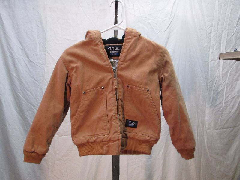 Walls blizzard pruf children jacket size Medium